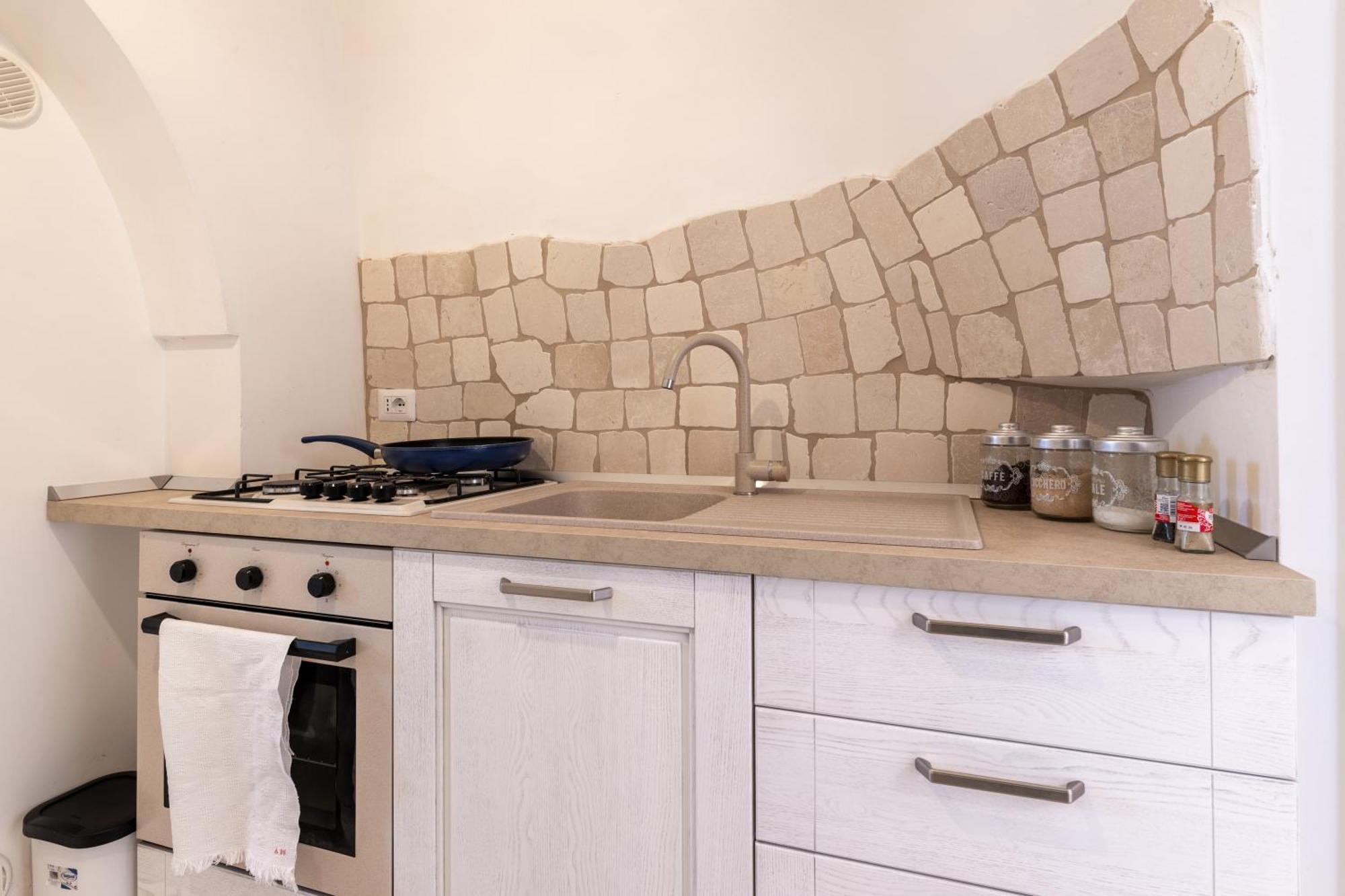 Trullo Degli Anelli In Masseria Apartment