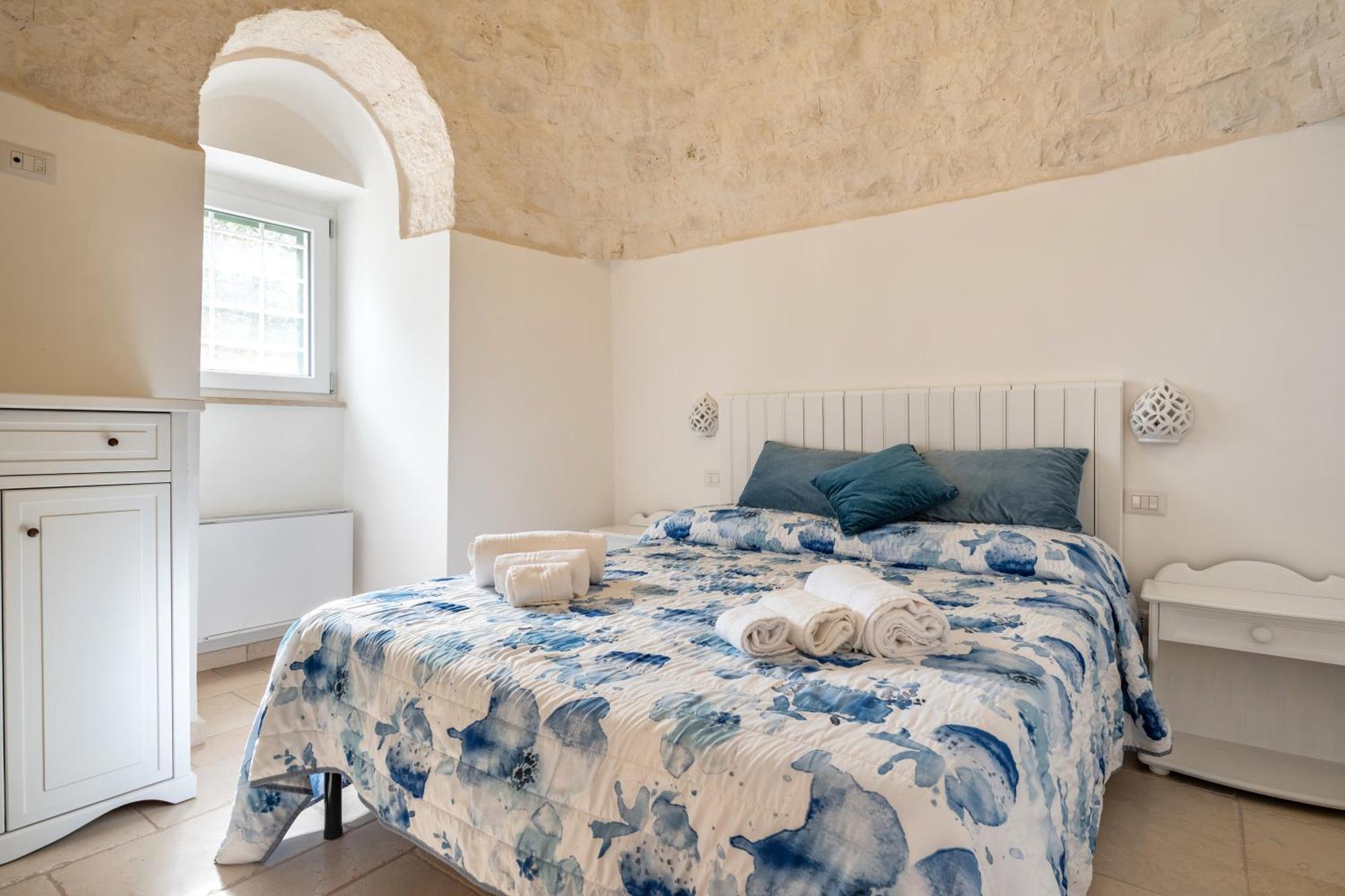 Trullo Degli Anelli In Masseria Apartment Cisternino